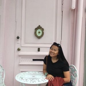 Meet your Posher, Jade